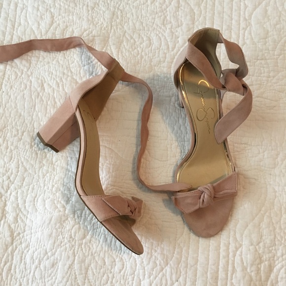 dsw light pink heels